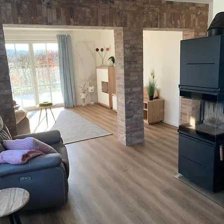 Apartamento Aussergewohnliche Ferienwohnung Mit 2 Schlafzimmern In Herrlicher Umgebung *